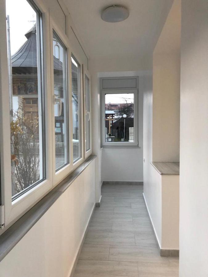 Abby Apartment Câmpulung Moldovenesc Exterior foto